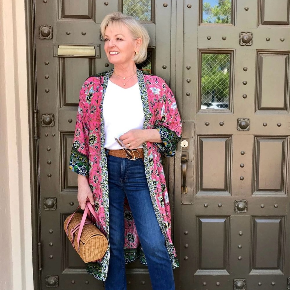 Floral and Peacock Pink Kimono with Pockets and Belt - Picture 7 of 13